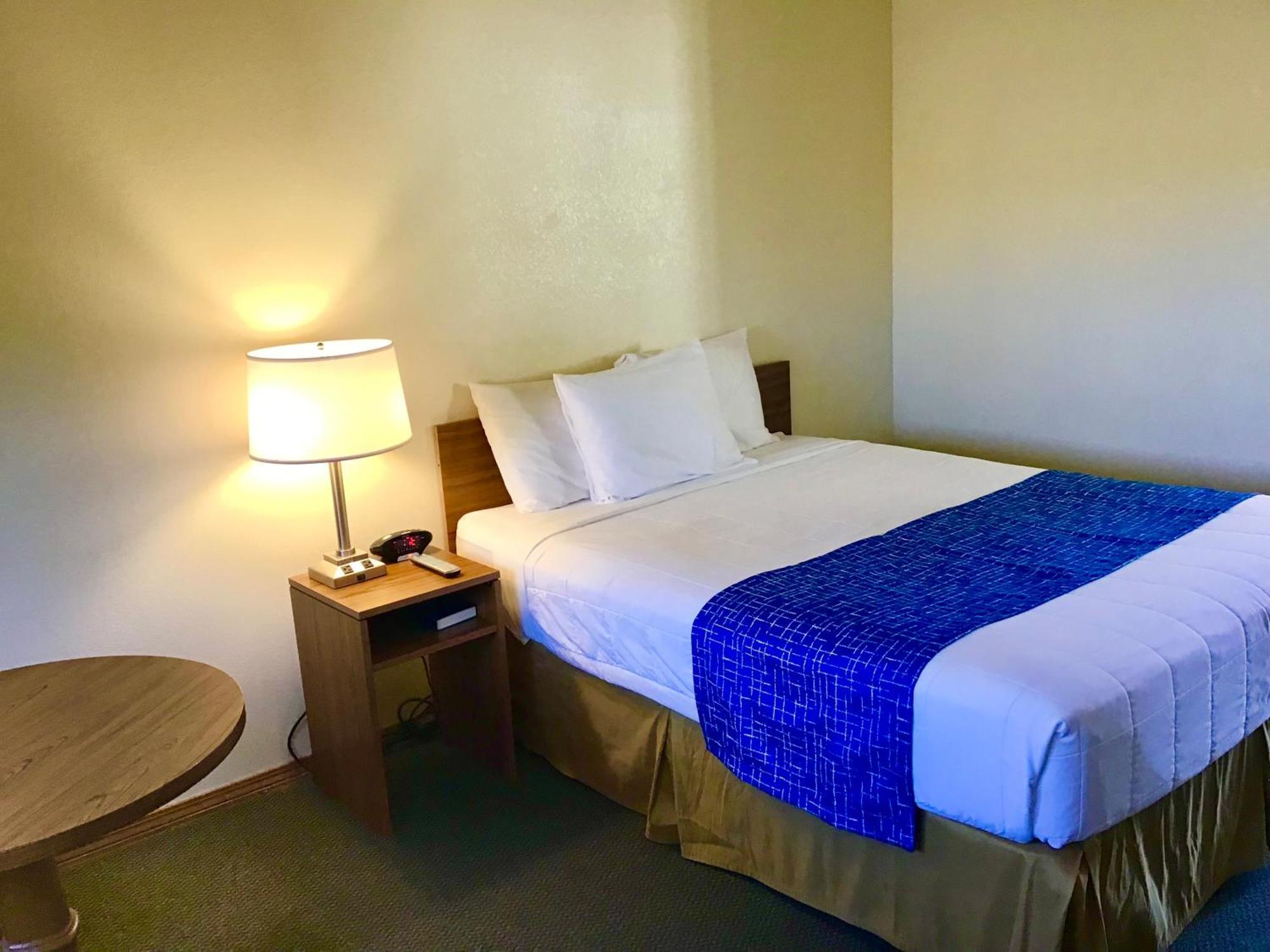 Travelodge By Wyndham Three Forks Luaran gambar