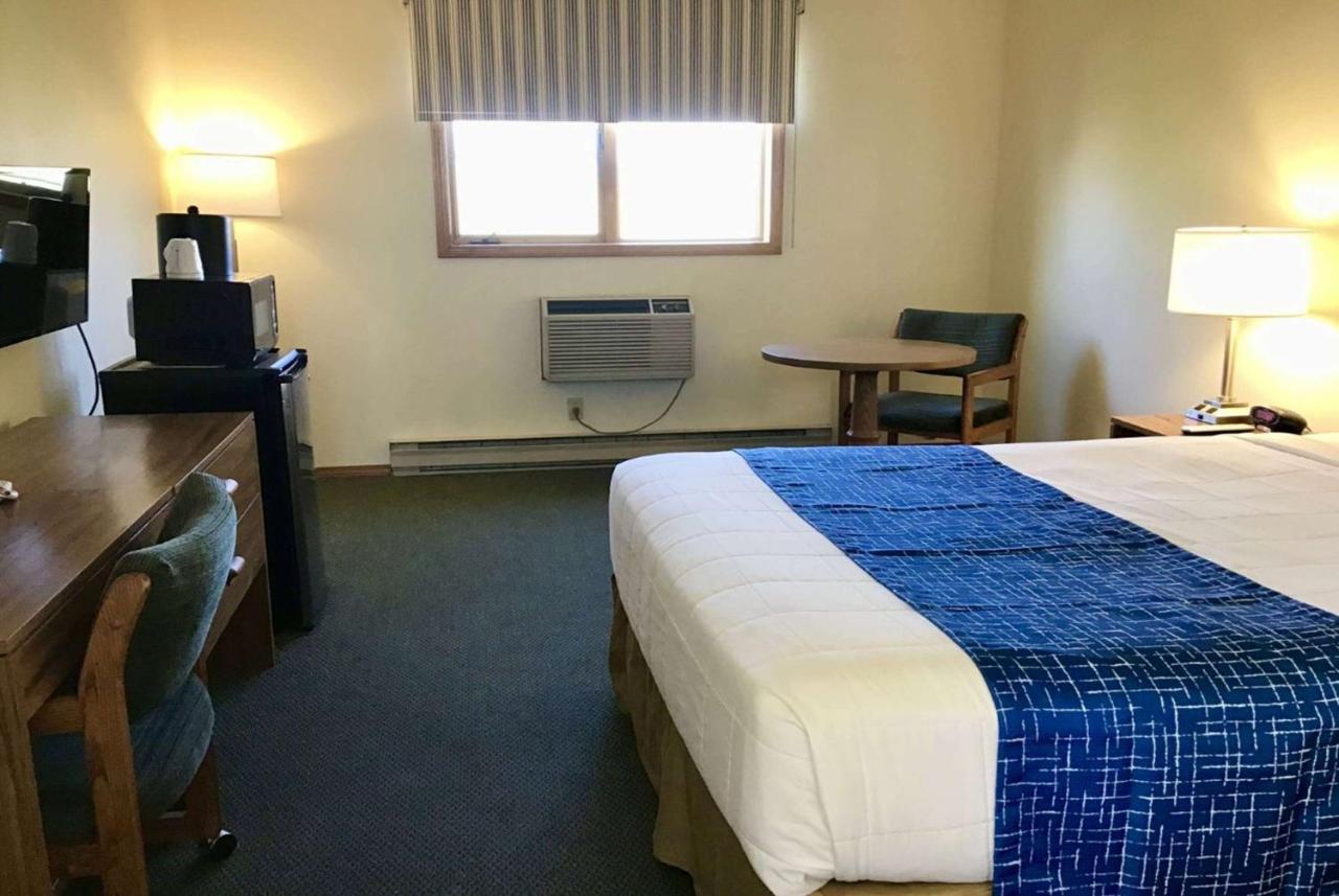 Travelodge By Wyndham Three Forks Luaran gambar